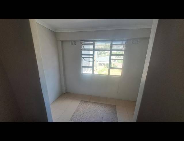 2 BEDROOM PROPERTY TO RENT IN OVERPORT